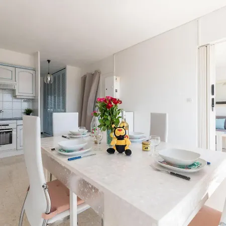 Lejlighed Le Beaupre By Interhome Le Grau-du-Roi
